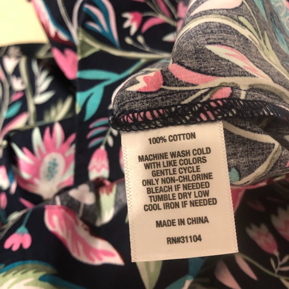 NWT - Crown & Ivy floral top - size 2X - Picture 11 of 11